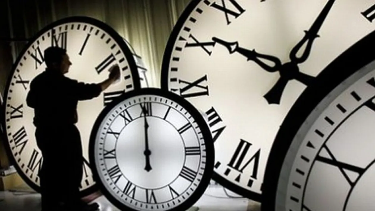 România trece în noaptea de sâmbătă spre duminică la ora oficială de vară! Cum ne afectează acestă schimbare