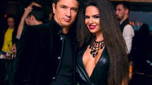 LUIS LAZARUS dă o mare petrecere de ziua lui! A invitat sute de persoane, iar meniul este pe placul tuturor
