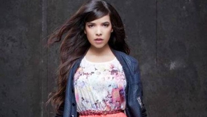 Indila, aproape "mutilata". Ce si-a facut interpreta melodiei Dernier Danse pe fata. Nu ti-ai imaginat-o vreodata asa
