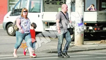 Mistretii au trecut pe zebra. Familia lui Octavian Pascut a iesit la plimbare