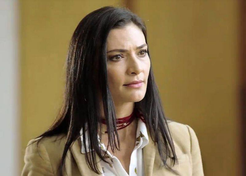 O mai ştii pe “Betty cea urâtă”? Uite cum arată acum actriţa, după aproape 20 de ani de la serial