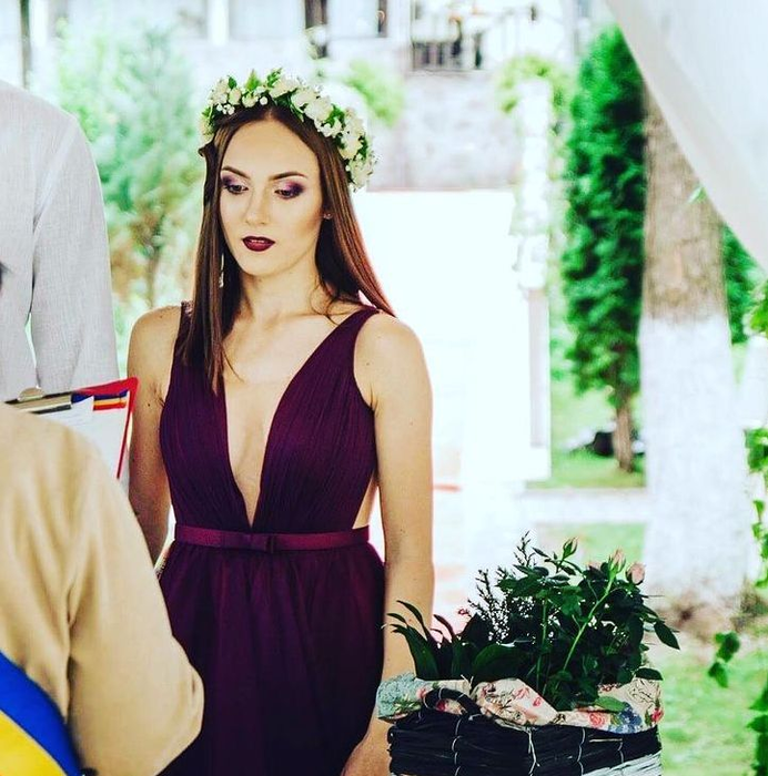 Acatrinei a avut probleme tot la examenul de limba română, primind nota 2, 30. (sursa foto Instagram)