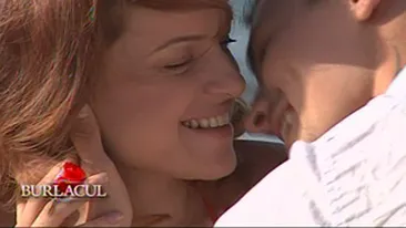 VIDEO Profesoara i-a predat burlacului Sergiu Barboni sarutul frantuzesc! Vezi cum s-a descurcat la proba orala