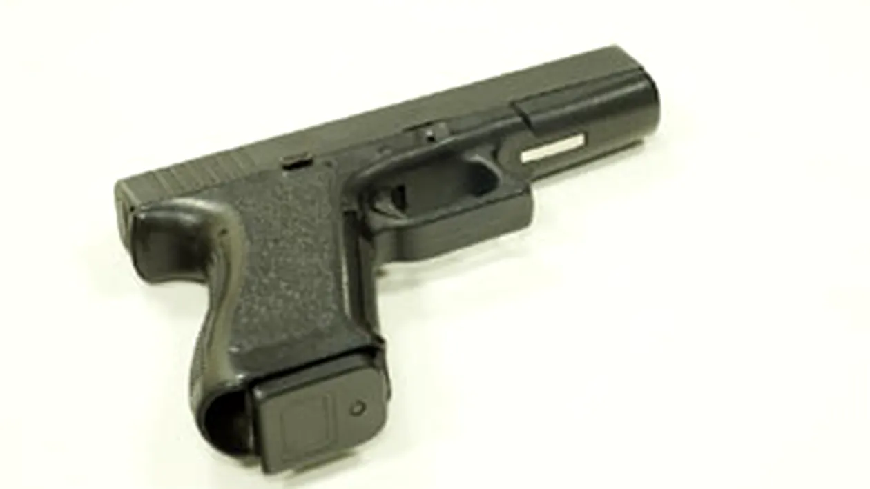 13 tineri ucisi dupa ce mai multi indivizi au deschis focul la o petrecere