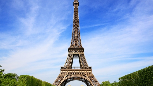 Panică în Paris! Turnul Eiffel a fost evacuat în această seară! Ce s-a întâmplat