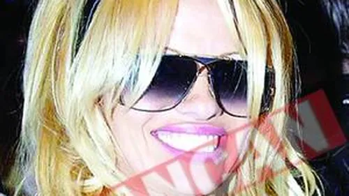 Pamela a avut tort de carton la nunta