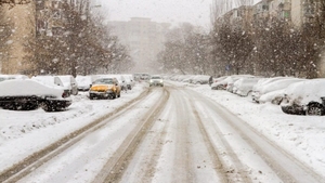 ANM anunță cod portocaliu de ninsori și viscol. Urgia revine în România!