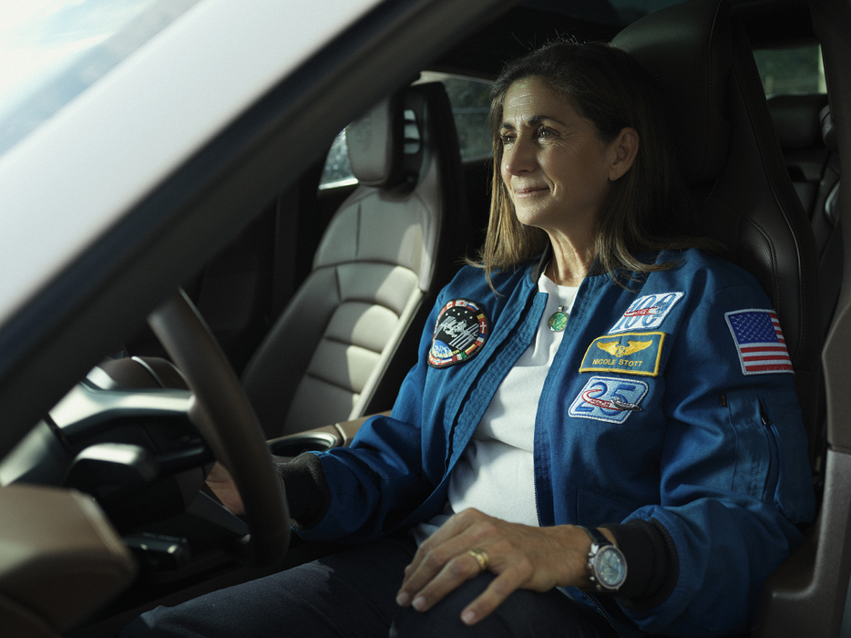 Astronauții de la NASA au ajuns în România. Motivul incredibil pentru care au aterizat la București