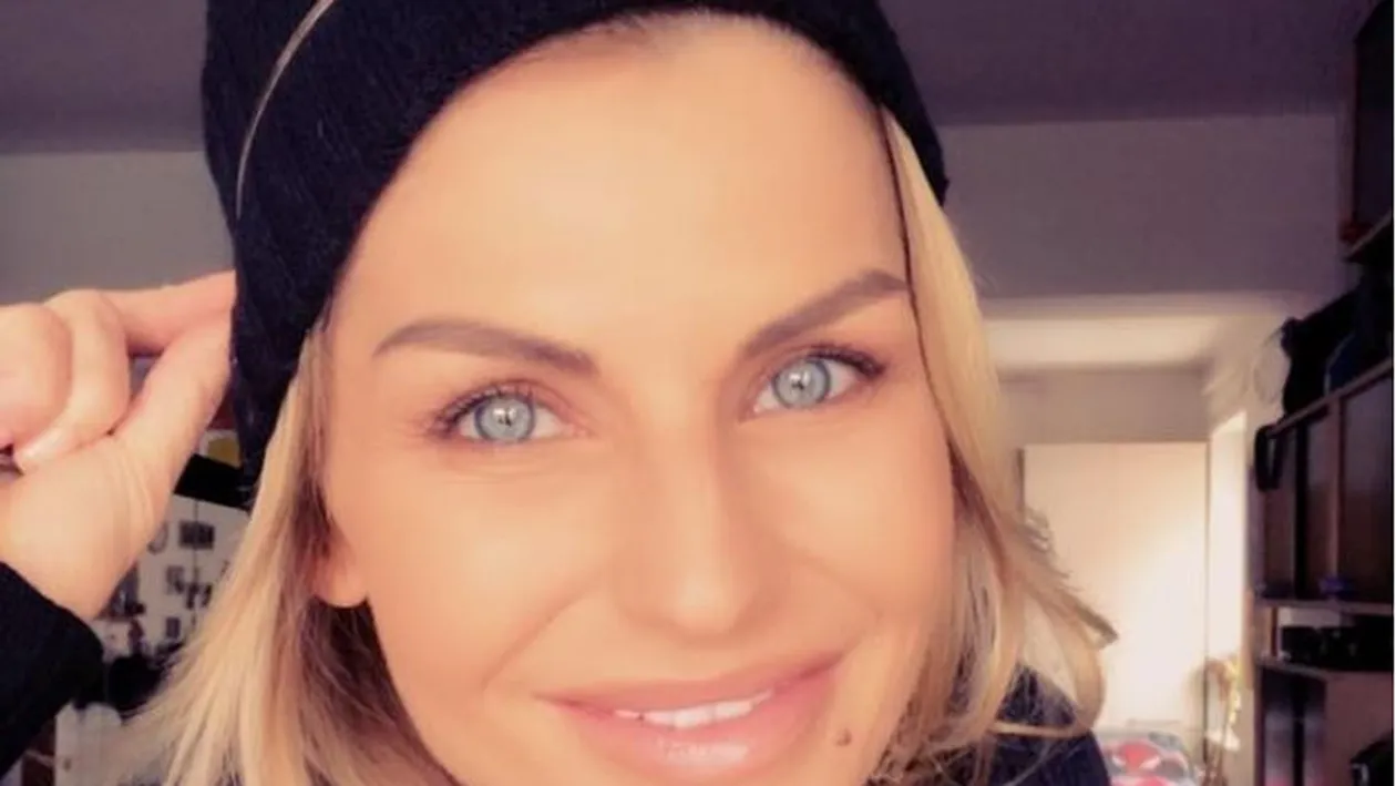 Oana Mareș și-a adus aminte de toți iubiții: ”De unde vii la ora asta?” ”Suntem în casa lui Smiley!”