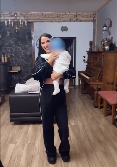 Cât de mare s-a făcut fiul Danielei Crudu. Dominic e adorabil!