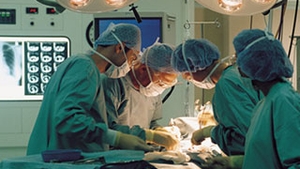 Medicii austrieci i-au amputat din greseala piciorul sanatos unei femei de 90 de ani
