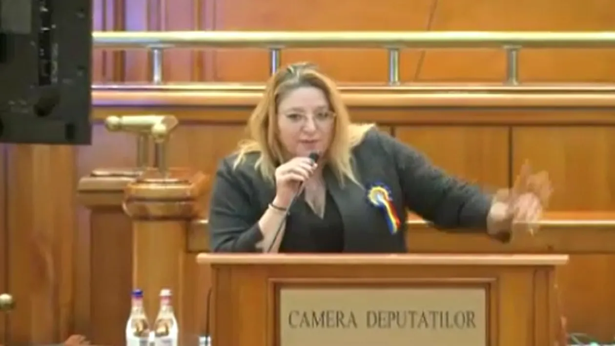 Senatoarea Diana Șoșoacă a refuzat să poarte masca de protecție în ședința de plen a Parlamentului