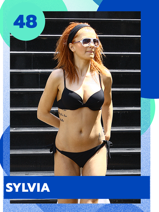 Atenție! Inna, Delia sau Antonia fac show! TOP 50 sexy-vedete care s-au jucat cu limbuțele în văzut tuturor
