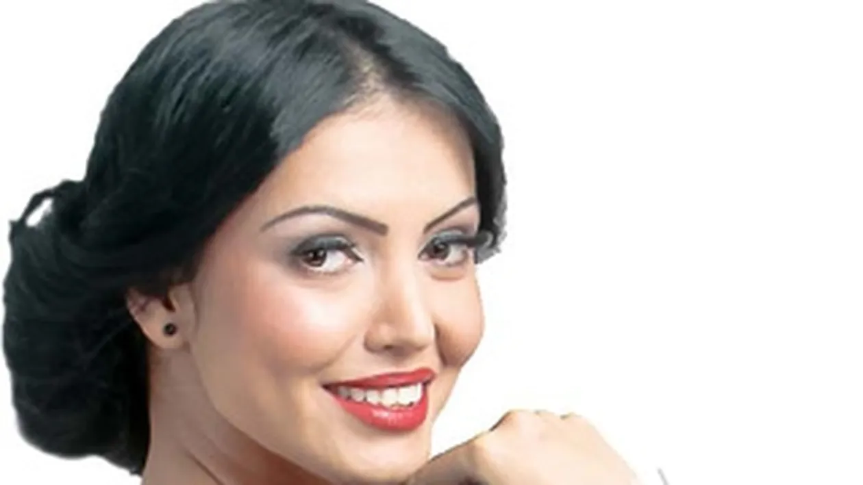 Avea 13 ani si s-a lasat cu traume! Incident dureros! Andreea Mantea isi aminteste cu groaza de primul sarut!