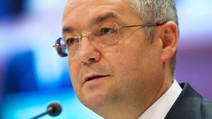 Opt cazuri de Covid-19 în Primăria Cluj-Napoca. Mesajul lui Emil Boc: „Colegi se simt bine, nu au probleme de nicio natură”