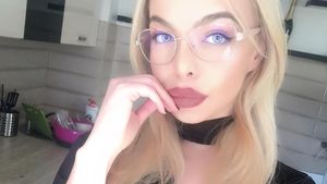 Barbie de România trece prin momente cuplite! A ajuns de urgenţă la spital, după ce s-a accidentat grav