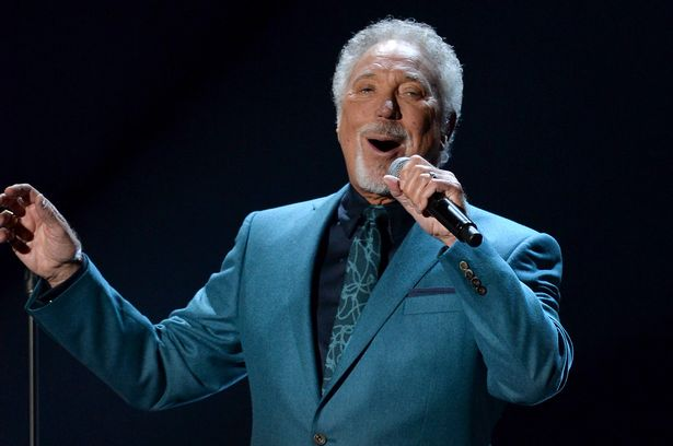 Tom Jones, internat de urgență în spital din cauza unei infecții