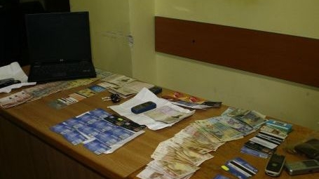 Secret Service si FBI cauta hackeri periculosi in Romania. Au fost arestate 16 persoane