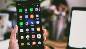 Ce trebuie să faci ca să aplici telefonului tău resetările din fabrică