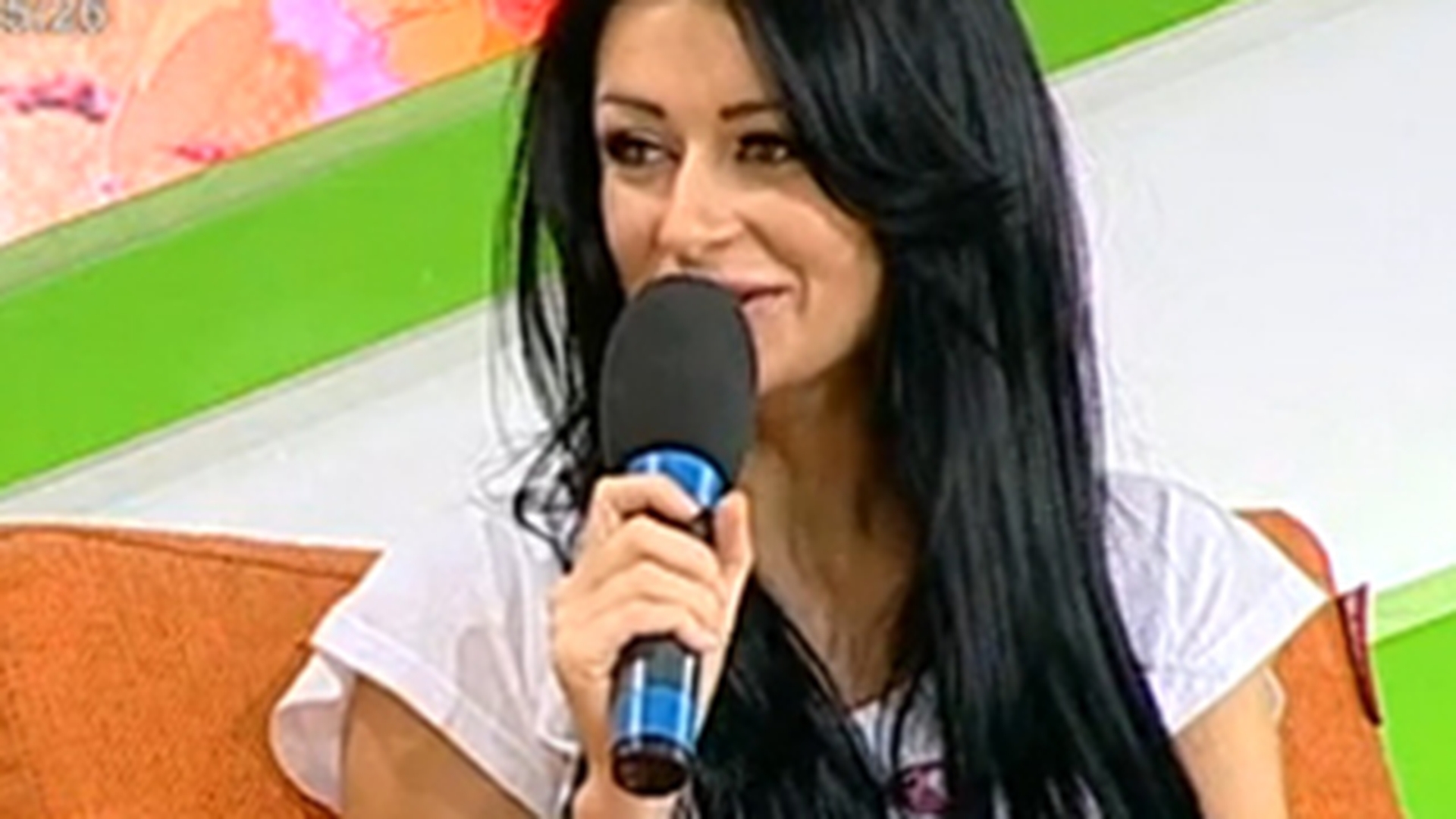 Denisa de la Bambi s-a facut fata de casa: "Gastronomia este una din pasiunile mele, imi place sa invat retete noi"