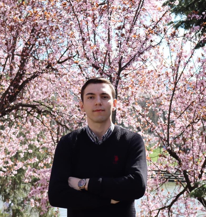 Mirel Dragomir s-ar fi năpustit asupra Andreei după ce aceasta i-ar fi spus că nu mai vrea să continue relația cu el foto: Facebook