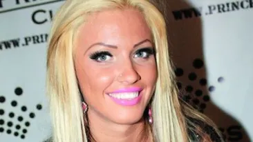 S-a tunat de Sarbatori! Cum s-a pregatit pentru Revelion Loredana Chivu! Pozele care i-au scos din minti pe fanii ei!