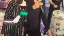 Răzvan Simion a făcut-o de ziua Lidie Buble! Nimeni nu se aştepta la asta, când a urcat pe scenă, a luat microfonul şi...