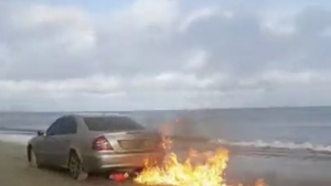 Vă mai amintiți de Strugurel Lingurar, românul care și-a incendiat mașina? Abia acum a spus motivul! Este uluitor + Ce i-au făcut autoritățile irlandeze