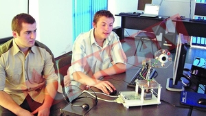 Doi elevi l-au creat pe "Robocam"