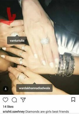 Iulia Vântur, cu inelul de logodnă la vedere