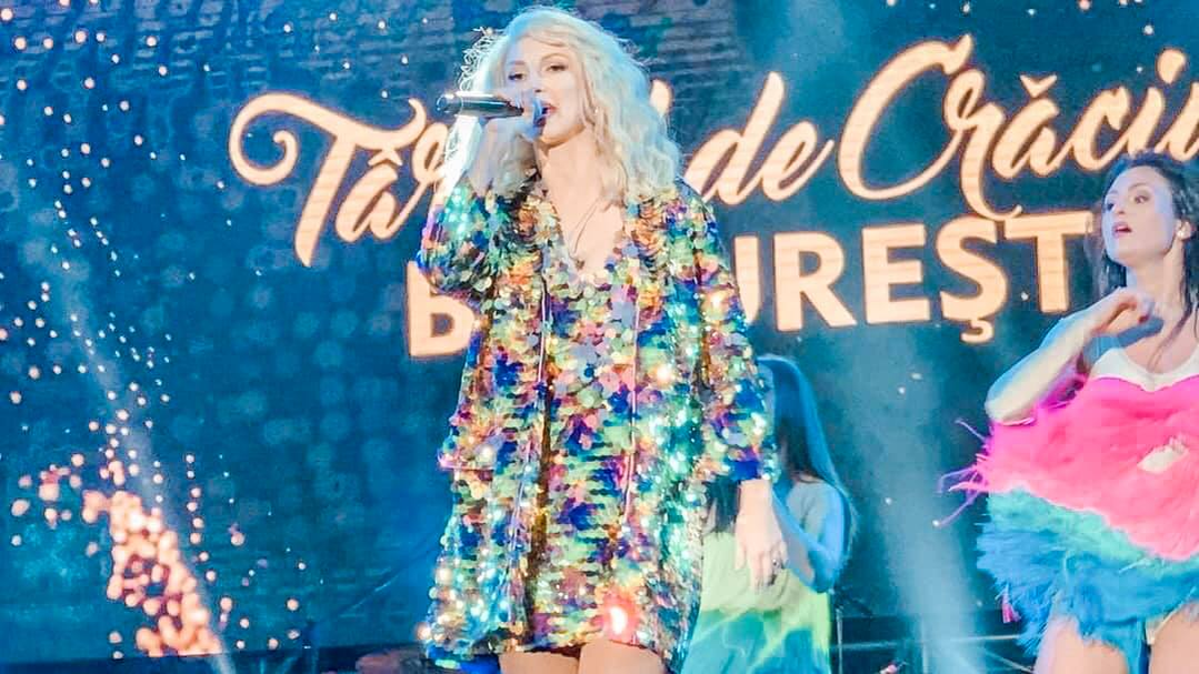 Este însărcinată în șase luni, dar e mai activă ca niciodată! Andreea Bălan a făcut un show de zile mari pe scenă