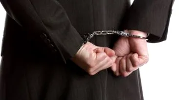 Traficantul de arme Shimon Naor a fost prins la Paris si va fi extradat in Romania