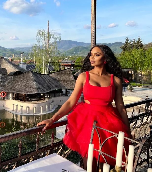 Laurette și-a scos casa la vânzare vila din Tunari /Foto: Instagram