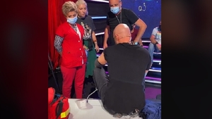 Medicii au intervenit de urgență la iUmor pentru Mihai Bendeac. Actorului i s-a făcut rău la filmări
