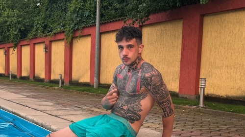 Trapperul MGK intervine în scandalul Andreea Bostănică - Iuliana Beregoi: ”Mergeți la muncă”