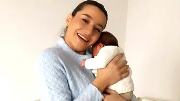Claudia Pătrăşcanu, prima poză cu nou-născutul! Prietenii au felicitat-o instant