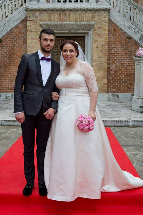 Oana Roman şi Marius Elisei în ziua nunţii lor