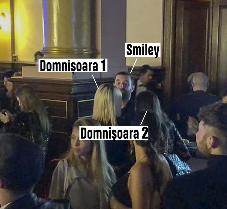 Smiley a fost ”băgat în corzi” de două reprezentante ale sexului frumos