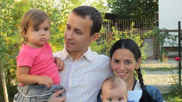 Analia Selis vrea sa revina dupa 3 ani in muzica: Toate noptile nedormite merita, am doi copii superbi!