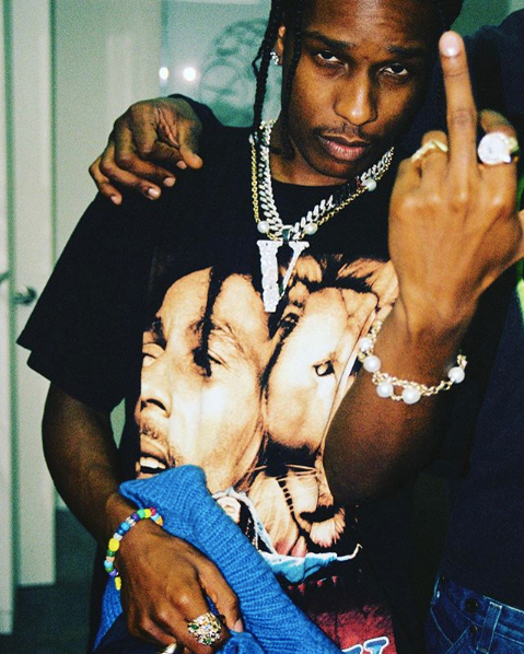 Rihanna și noul iubit, ASAP Rocky, sunt de nedespărțit! Deși nu și-au asumat încă relația, apropiații i-au dat de gol: “Ea este foarte fericită” | FOTO
