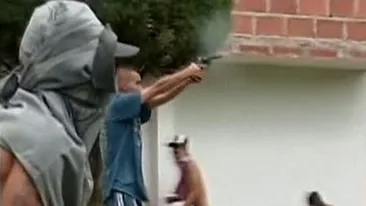 FOCURI DE ARMA in fata sediului Guvernului italian, in timp ce noii ministri depuneau juramantul