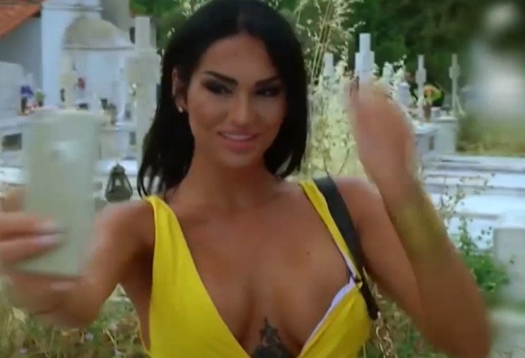 Margherita este o prezenţă deosebit de sexy in showbiz
