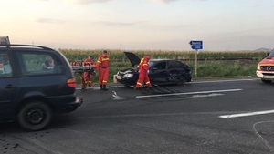 Accident grav la Braşov! Patru persoane au fost rănite, între care două femei însărcinate şi un copil 
