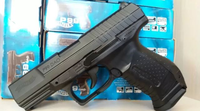Așa arată pistolul confiscat lui Contra