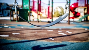 Panică într-un parc din Iași! Ce a pățit o mamă:„Nu știu dacă era la urmărit de copii sau de genți!”