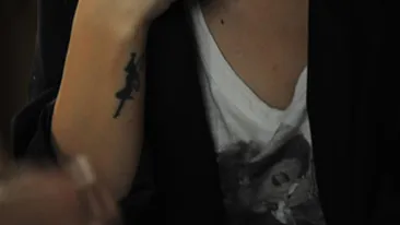 Giulia si-a mai facut un tatuaj! Vezi ce reprezinta noul accesoriu!