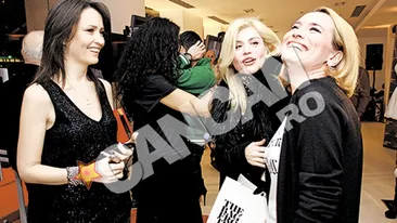 Povestile rochiilor Danei Budeanu! Fiecare creatie vestimentara are un nume si reprezinta o stare sufleteasca a unei femei!