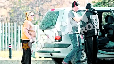 Petre Viziru si-a demonstrat dragostea de tata. Ii pupa mana fiului pentru ca i-a salvat viata