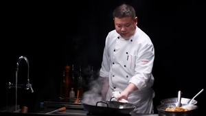 Chef John și secretul crustei aurii care trosnește la fiecare mușcătură din Puiul cu glazură de lămâie