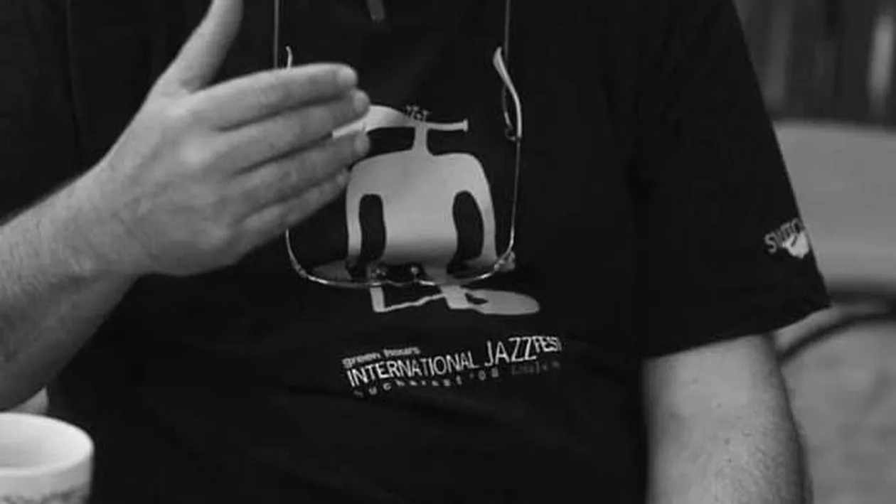 Lumea teatrului este în doliu. A murit Voicu Rădescu, fondatorul primului teatru independent din România